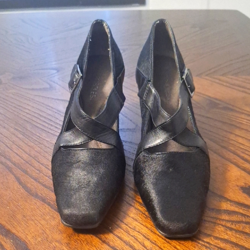Elegant Black Women's Shoes